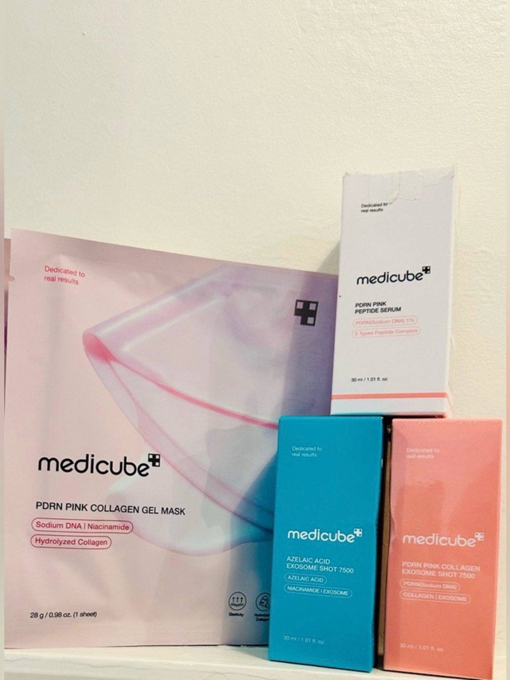 Brand New- BUNDLE OF 4 |Medicube Skincare(GEL MASK/PDRN PINK SERUM/EXOSOME SHOT)
